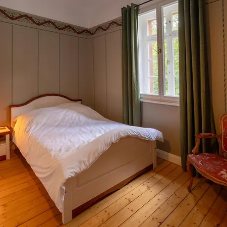 Hotel Museumsbahnhof Ahuette Üxheim